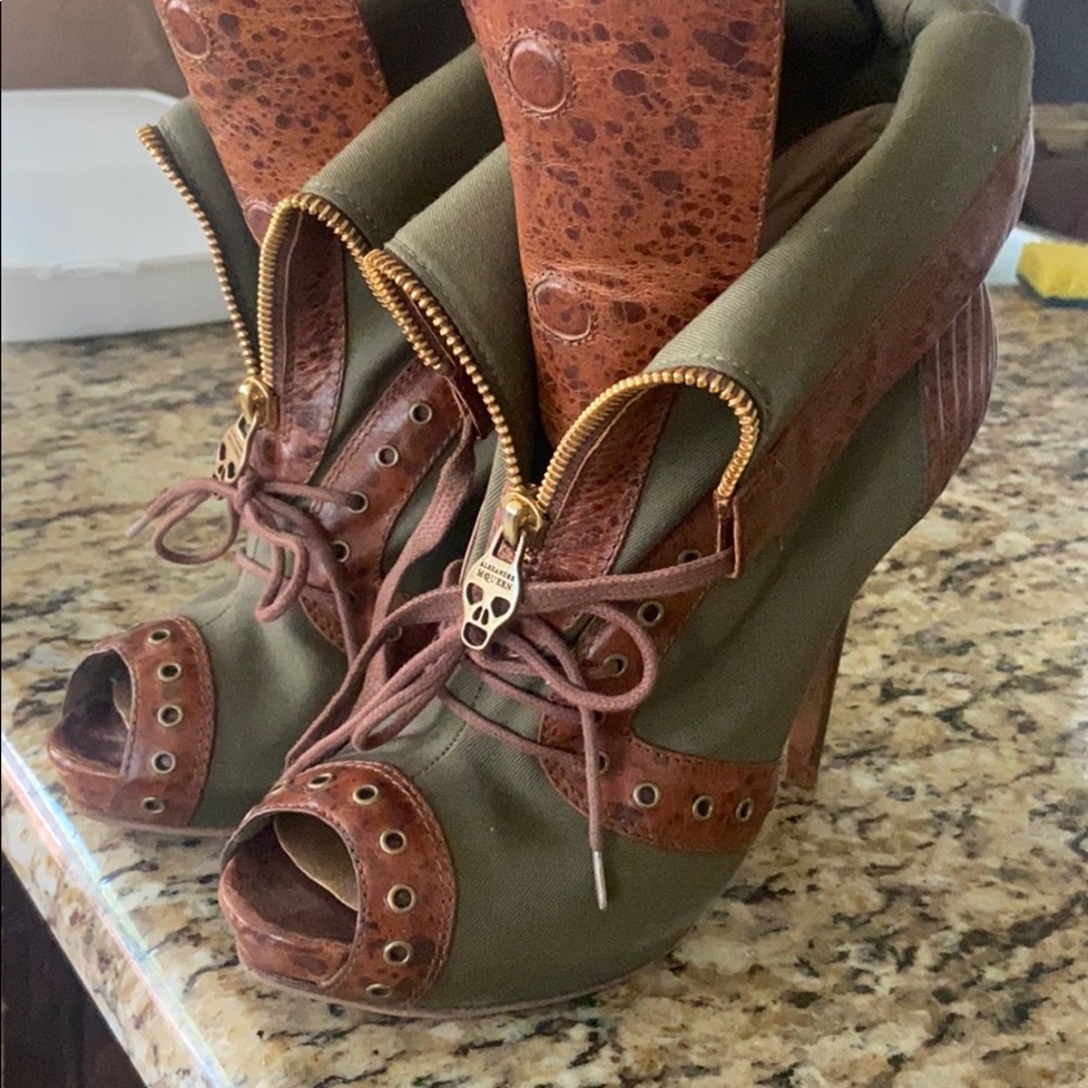 Alexander McQueen booties